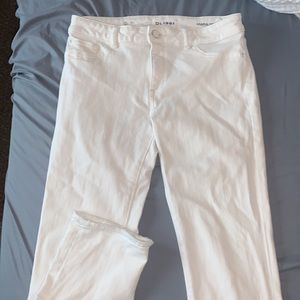 Womens white stretchy jeans